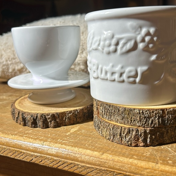 The Original Butter Bell crock 2006 by L. Tremain, Inc. white ceramic - Picture 3 of 5